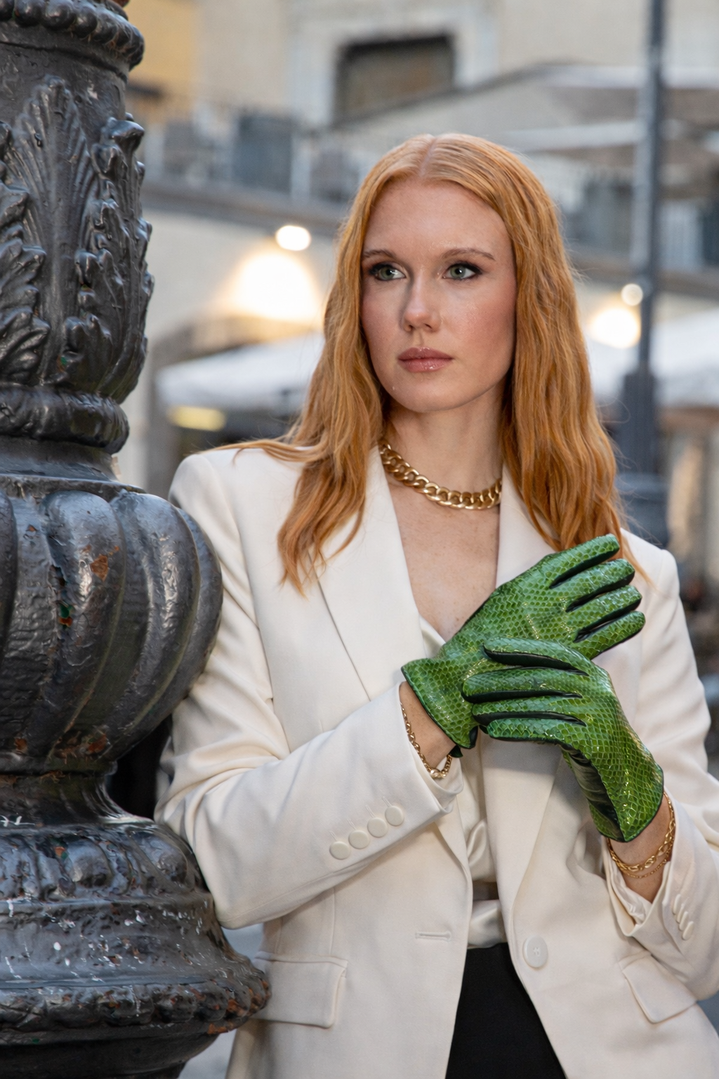 Guanti da donna in vero rettile foderati in cashmere